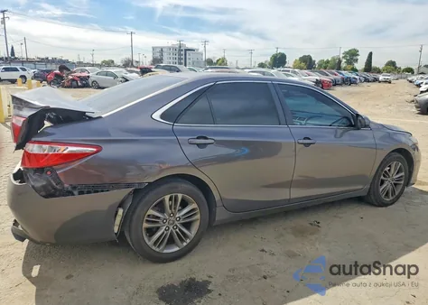 2015 Toyota Camry Se z USA, uszkodzony, nr VIN 4T1BF1FK4FU115865